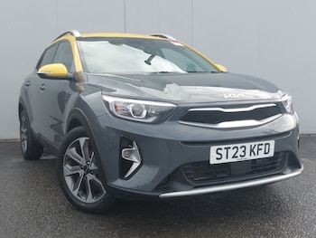 Used Kia Stonic 2023 for sale - 77491595: Photo