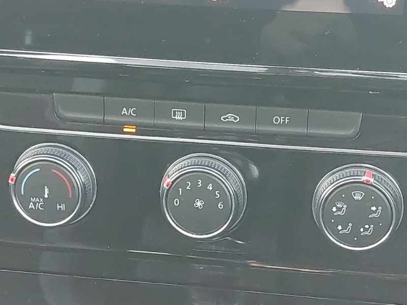 Used Volkswagen Golf 2018 for sale - 76180540: Photo 13