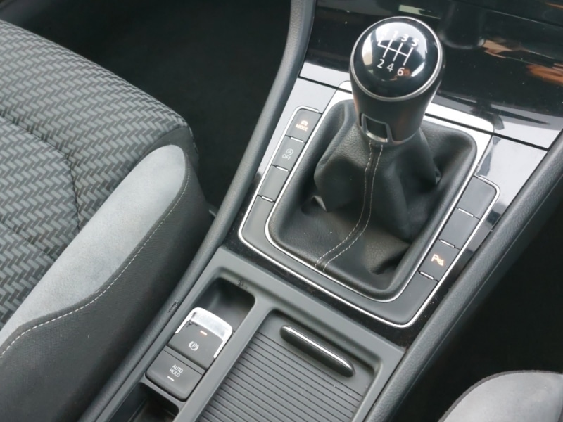 Used Volkswagen Golf 2018 for sale - 76180540: Photo 14