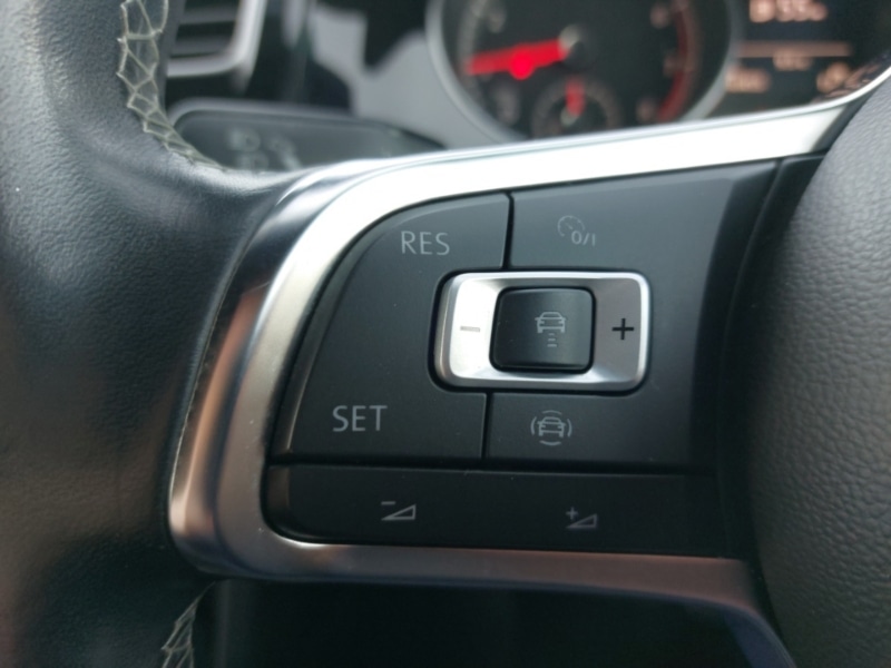 Used Volkswagen Golf 2018 for sale - 76180540: Photo 15