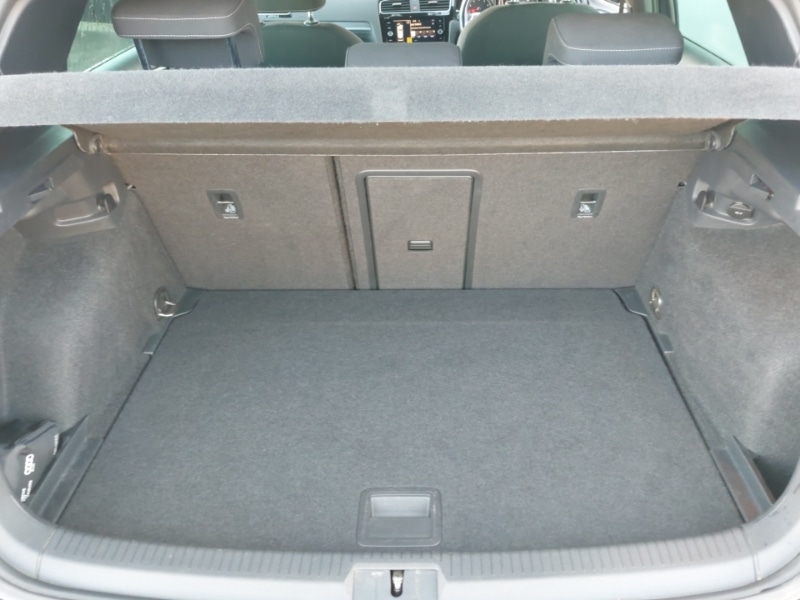 Used Volkswagen Golf 2018 for sale - 76180540: Photo 8