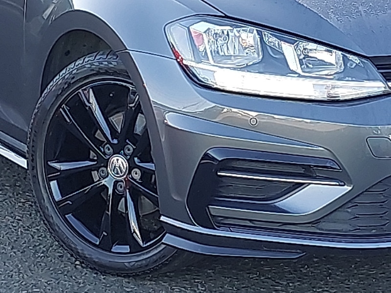 Used Volkswagen Golf 2018 for sale - 76180540: Photo 9