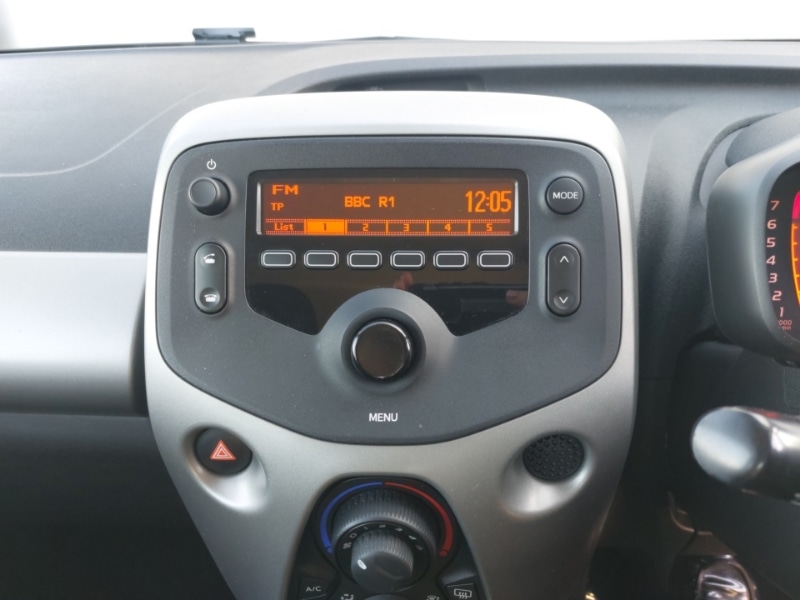 Used Toyota AYGO 2016 for sale - 76071094: Photo 10