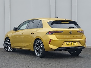 Used Vauxhall Astra 2023 for sale - 79382946: Photo