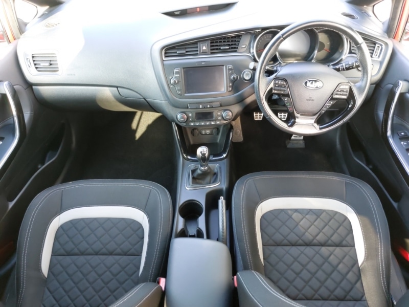 Used Kia Ceed 2017 for sale - 77969401: Photo 2