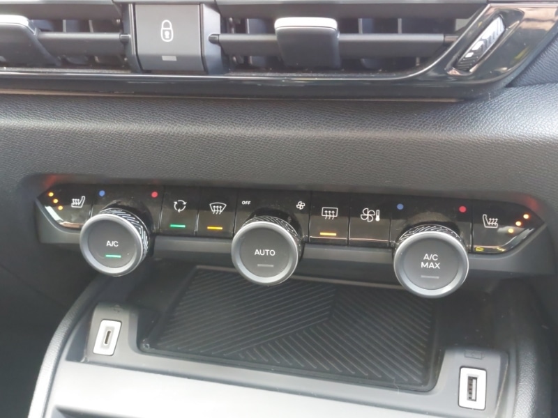 Used Citroen C4 2023 for sale - 76325497: Photo 18