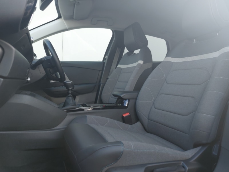 Used Citroen C4 2023 for sale - 76325497: Photo 5