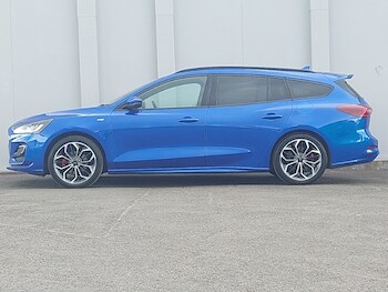 Used Ford Focus 2023 for sale - 78527427: Photo