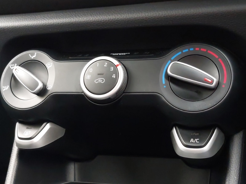 Used Kia Picanto 2023 for sale - 78147186: Photo 16