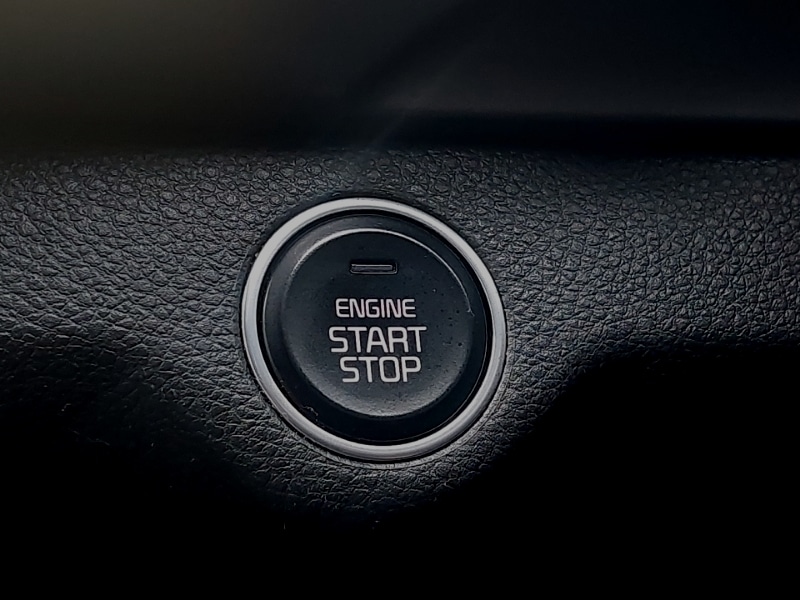 Used Kia Stonic 2023 for sale - 78147212: Photo 18