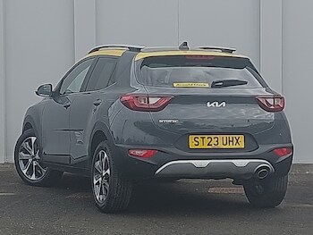 Used Kia Stonic 2023 for sale - 78147212: Photo