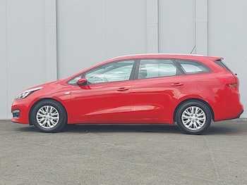 Used Kia Ceed 2017 for sale - 79611402: Photo