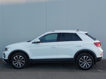 Used Volkswagen T-Roc 2022 for sale - 76643891: Photo