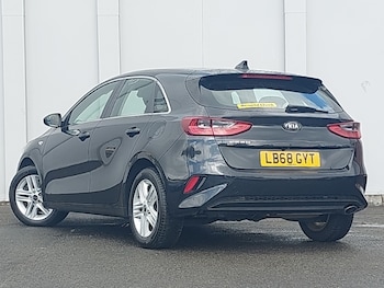 Used Kia Ceed 2019 for sale - 78567891: Photo