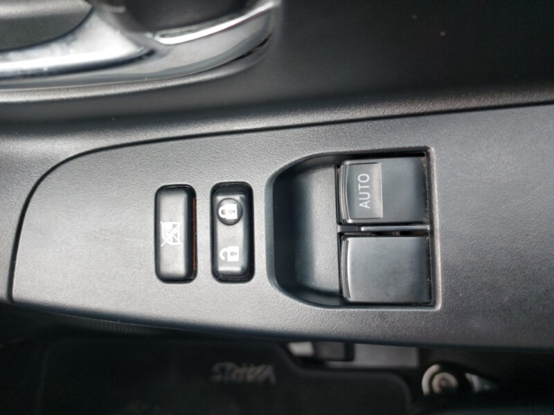 Used Toyota Yaris 2014 for sale - 77933522: Photo 13