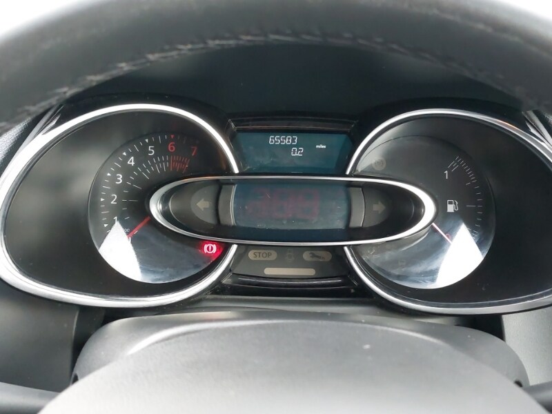 Used Renault Clio 2018 for sale - 77265587: Photo 11