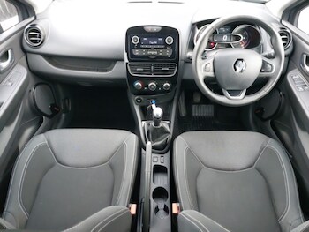 Used Renault Clio 2018 for sale - 77265587: Photo