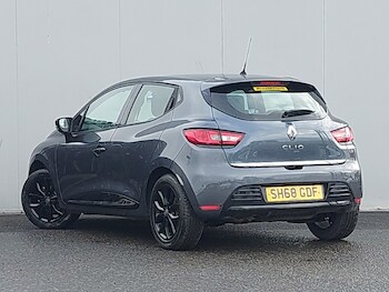 Used Renault Clio 2018 for sale - 77265587: Photo