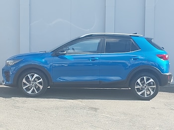 Used Kia Stonic 2023 for sale - 79291206: Photo