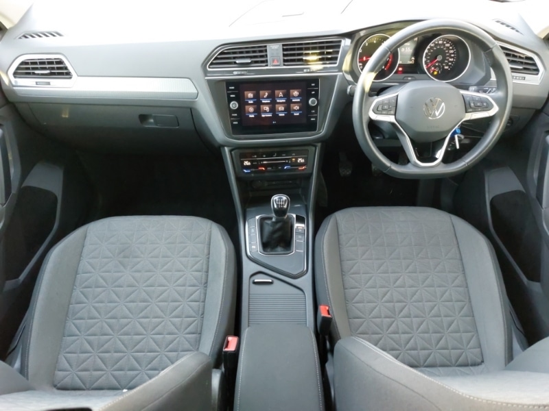 Used Volkswagen Tiguan 2022 for sale - 77012529: Photo 2