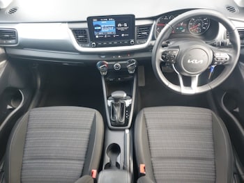 Used Kia Stonic 2023 for sale - 79517360: Photo