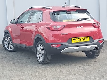 Used Kia Stonic 2023 for sale - 79517360: Photo