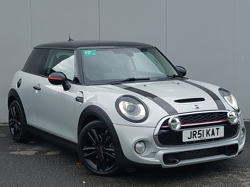 Used MINI Hatch 2018 for sale - 76427378: Photo 1