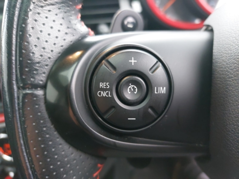 Used MINI Hatch 2018 for sale - 76427378: Photo 16