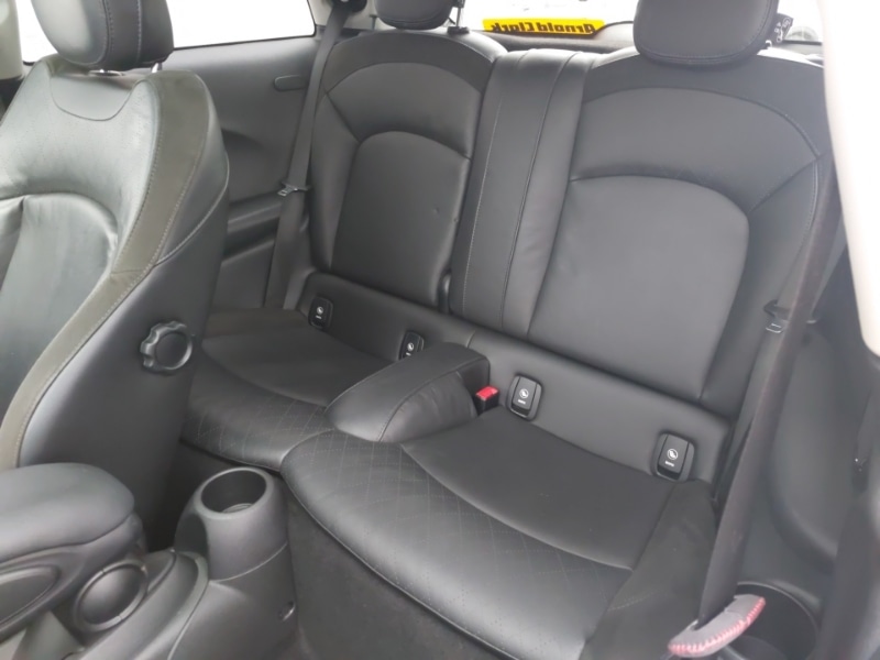 Used MINI Hatch 2018 for sale - 76427378: Photo 6