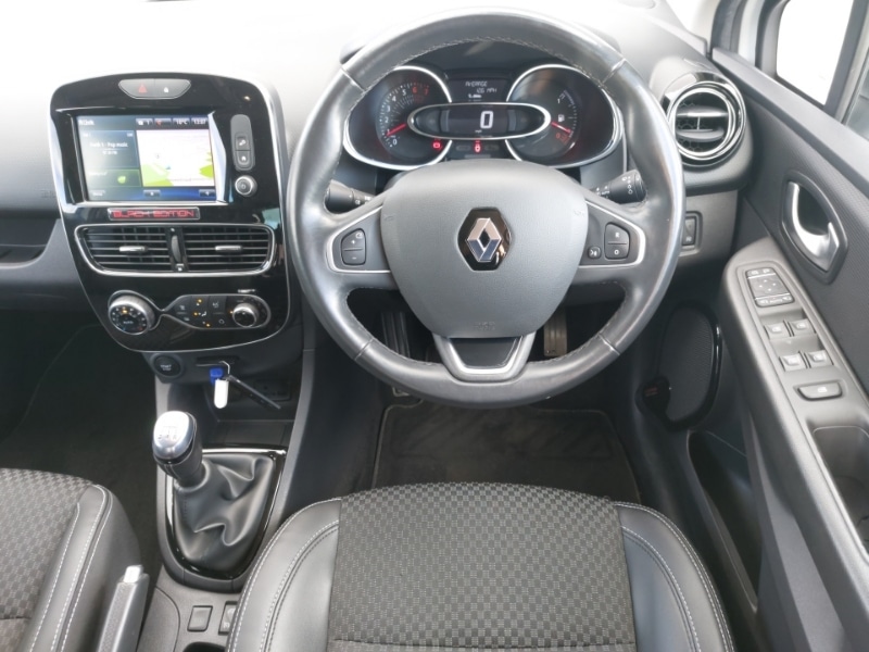 Used Renault Clio 2018 for sale - 76624349: Photo 7