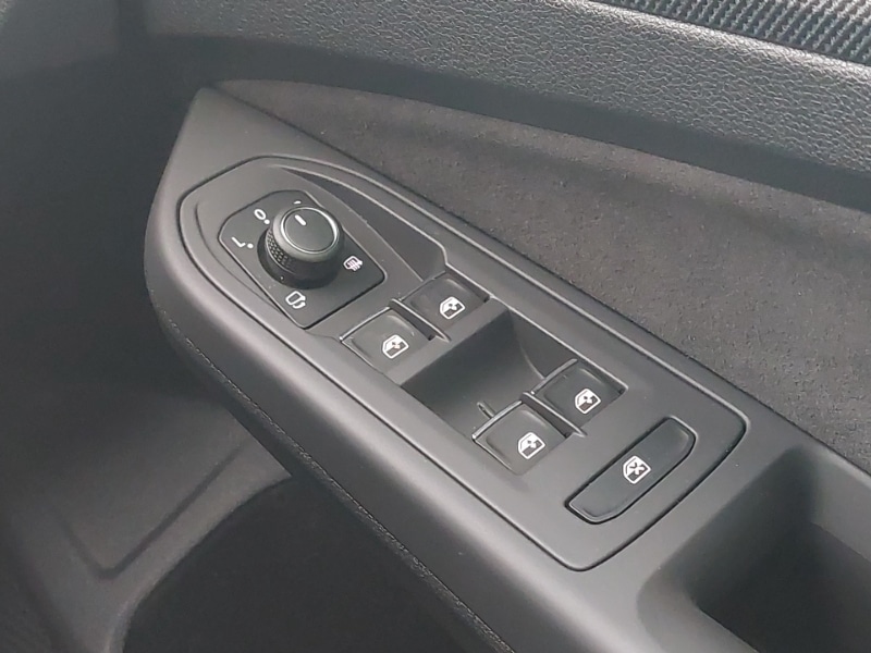 Used Volkswagen Golf 2024 for sale - 77311742: Photo 17