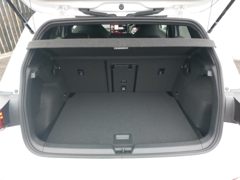 Used Volkswagen Golf 2024 for sale - 77311742: Photo 8