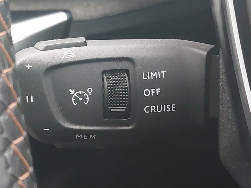 Used Peugeot 5008 2023 for sale - 76834566: Photo 14