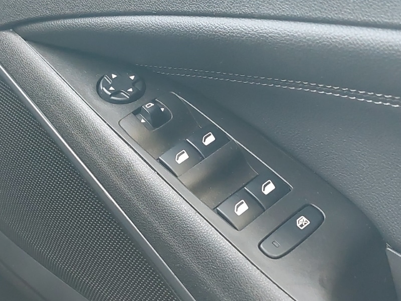 Used Vauxhall Crossland 2021 for sale - 77035161: Photo 17