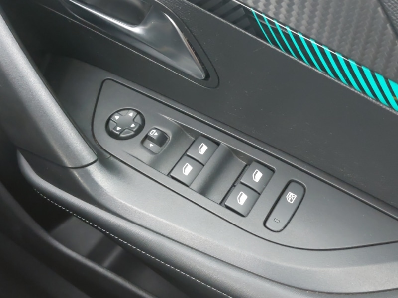 Used Peugeot 2008 2022 for sale - 76354741: Photo 16