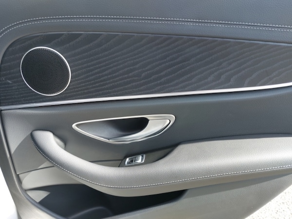 Used Mercedes-Benz E Class 2020 for sale - 76318908: Photo 11