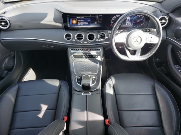 Used Mercedes-Benz E Class 2020 for sale - 76318908: Photo 2