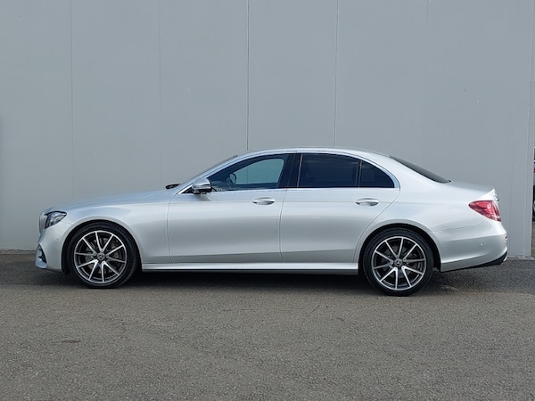 Used Mercedes-Benz E Class 2020 for sale - 76318908: Photo 4