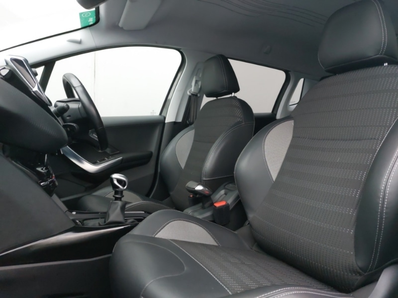 Used Peugeot 2008 2019 for sale - 76543617: Photo 5