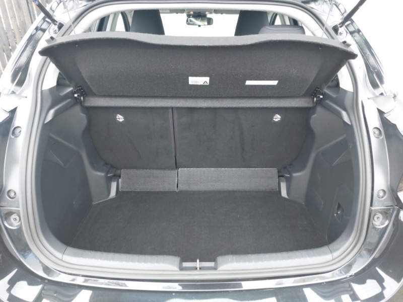 Used Mazda Mazda2 HYBRID 2022 for sale - 78079775: Photo 8