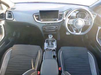 Used Kia Ceed 2025 for sale - 77073483: Photo