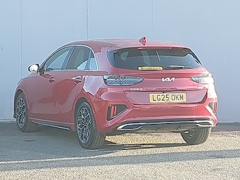 Used Kia Ceed 2025 for sale - 77073483: Photo