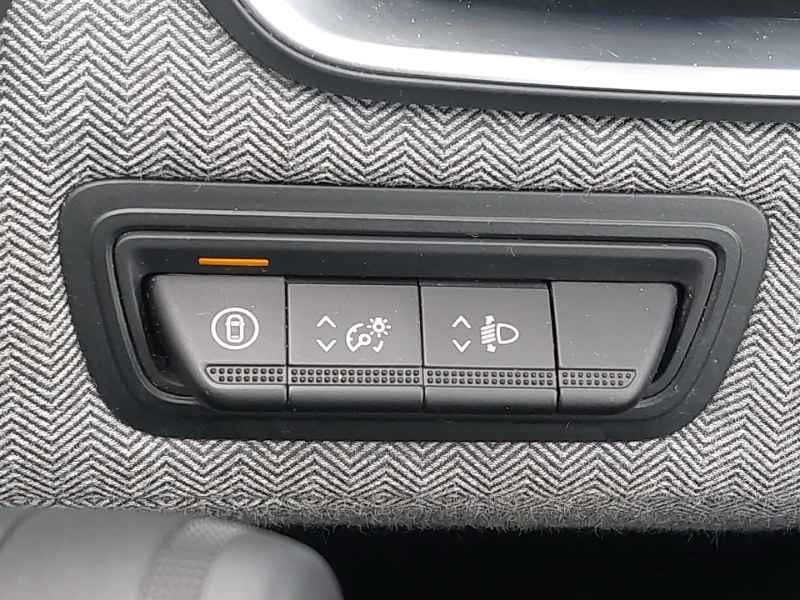 Used Renault Clio 2024 for sale - 76566774: Photo 16