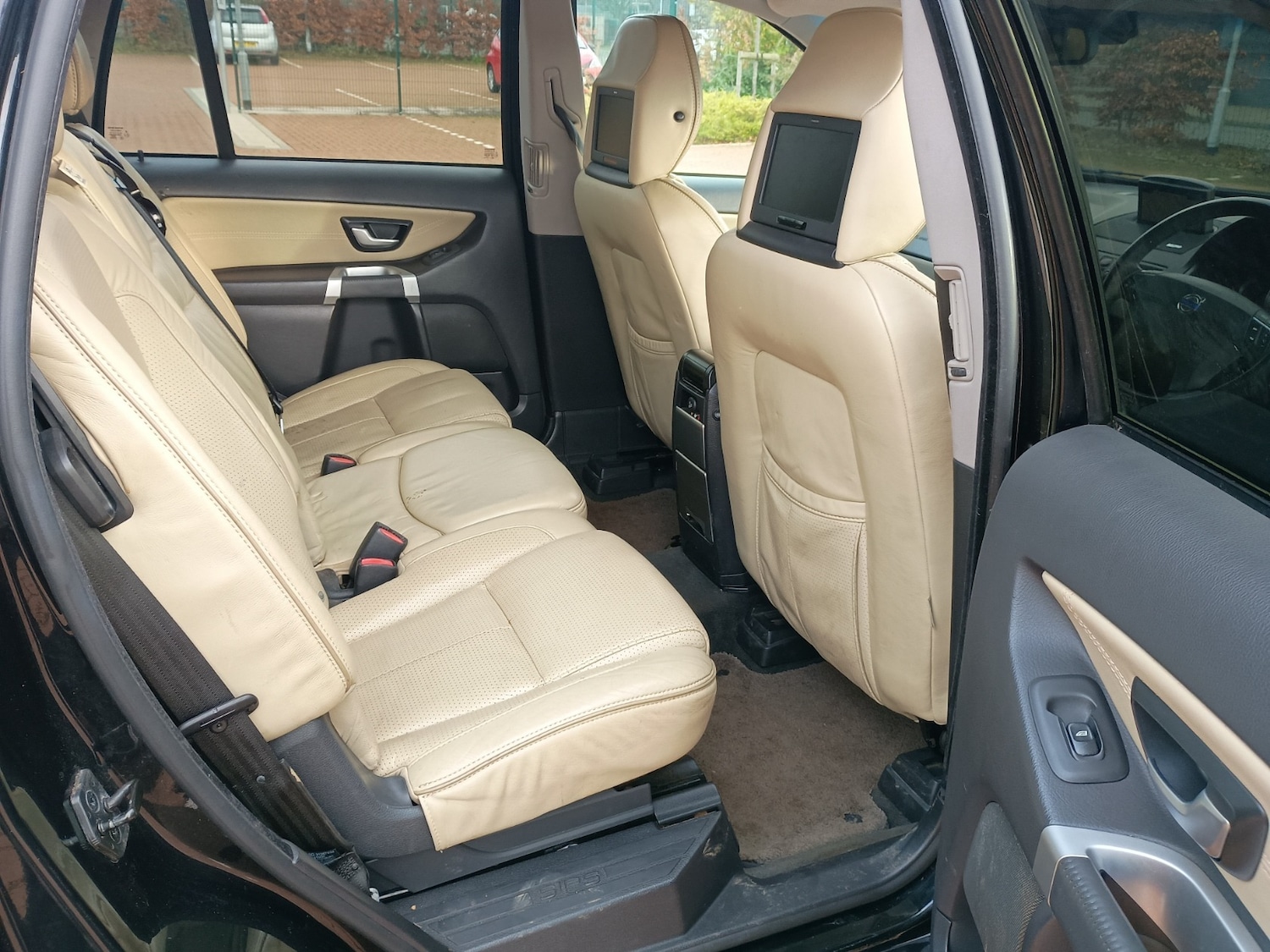 Used Volvo XC90 2011 for sale - 76963027: Photo 25