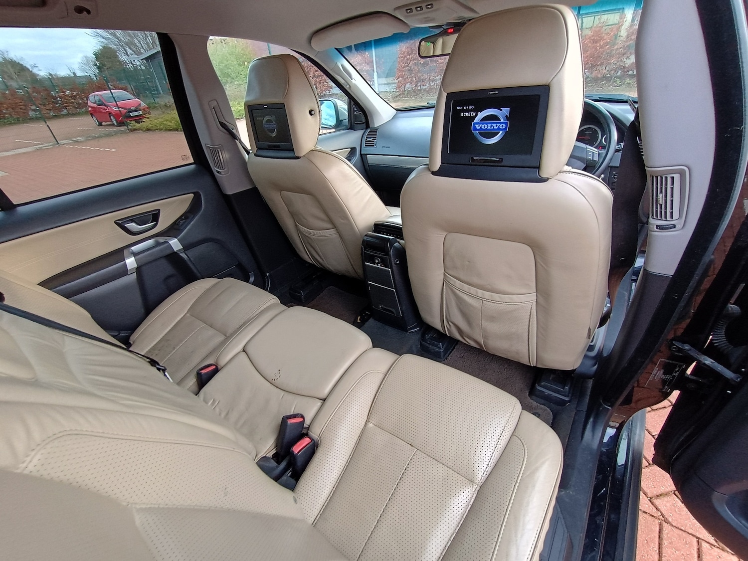 Used Volvo XC90 2011 for sale - 76963027: Photo 26