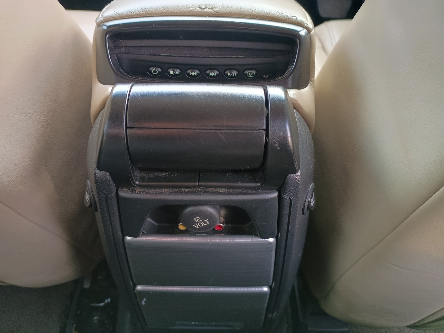 Used Volvo XC90 2011 for sale - 76963027: Photo 27