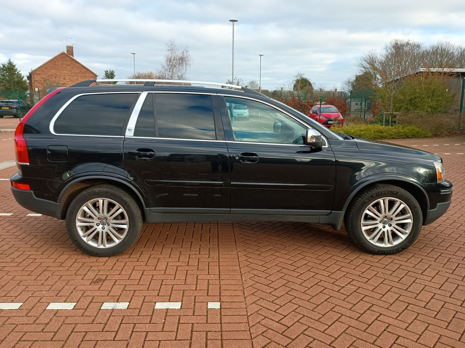 Used Volvo XC90 2011 for sale - 76963027: Photo 3
