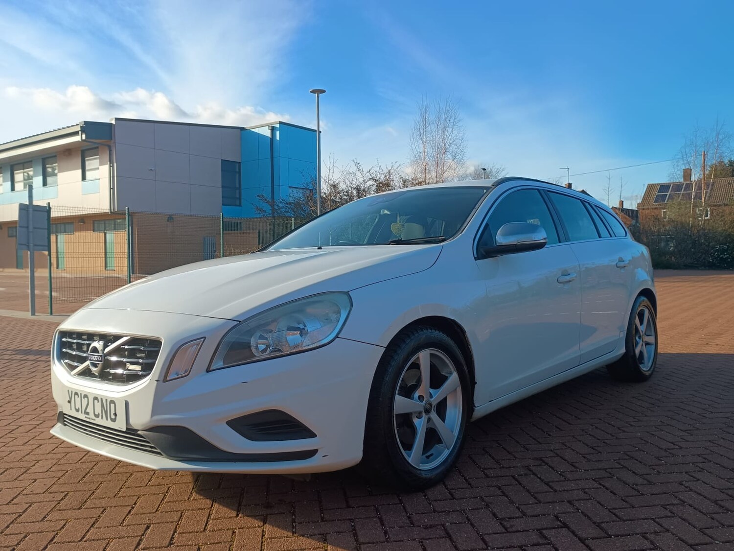 Used Volvo V60 2012 for sale - 77516291: Photo 10