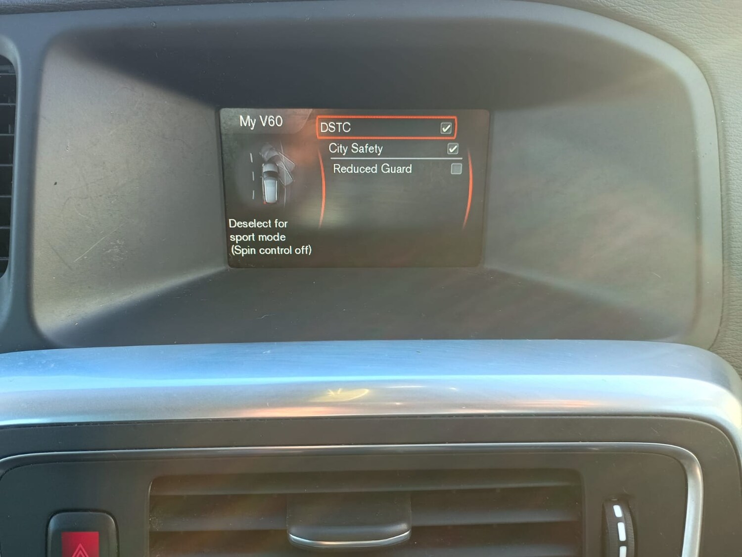 Used Volvo V60 2012 for sale - 77516291: Photo 19