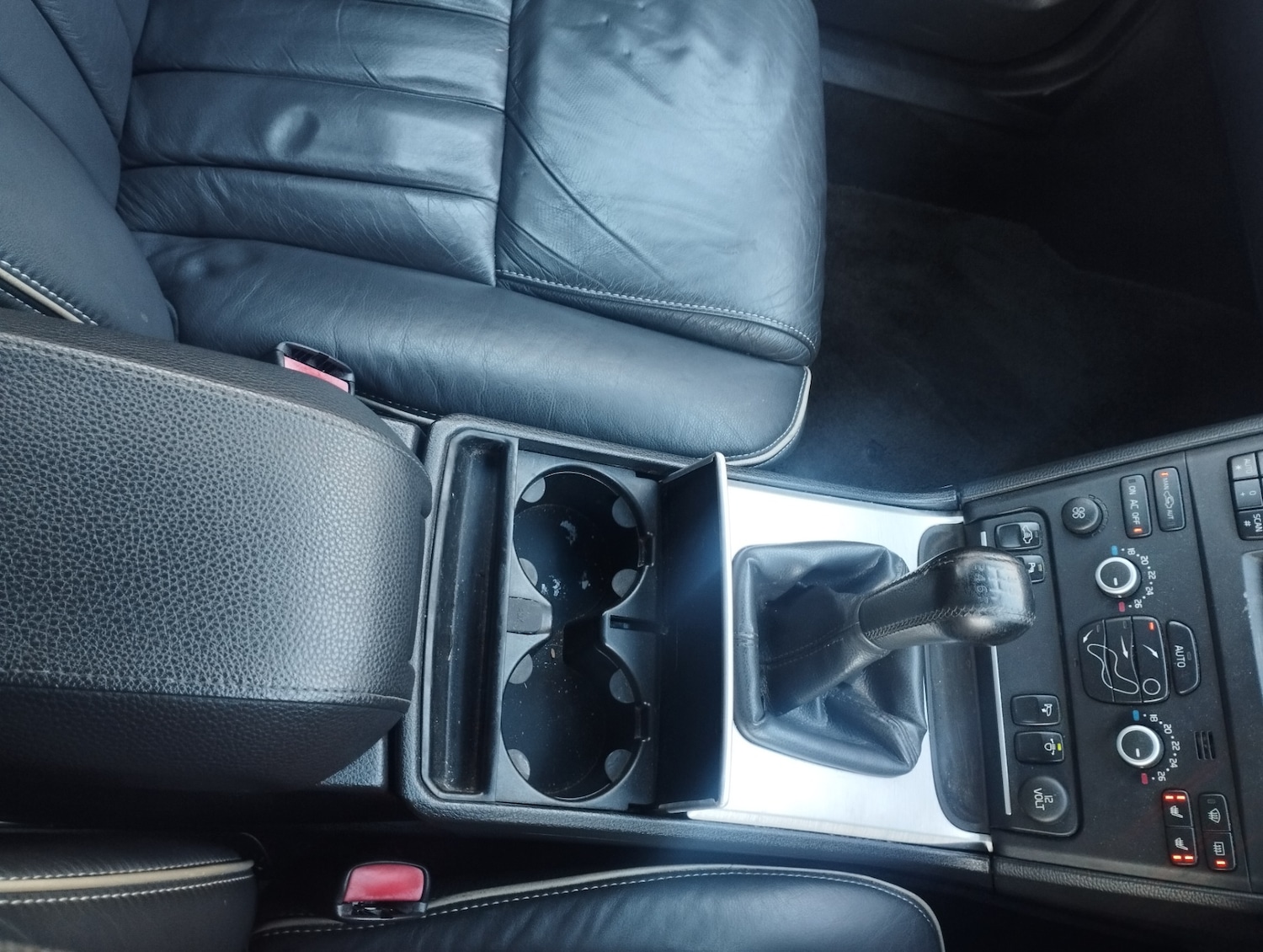 Used Volvo XC90 2010 for sale - 76974773: Photo 30